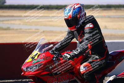 media/Aug-13-2023-CRA (Sun) [[1cfc37a6fb]]/Race 4 400 Superbike/Grid Shots/